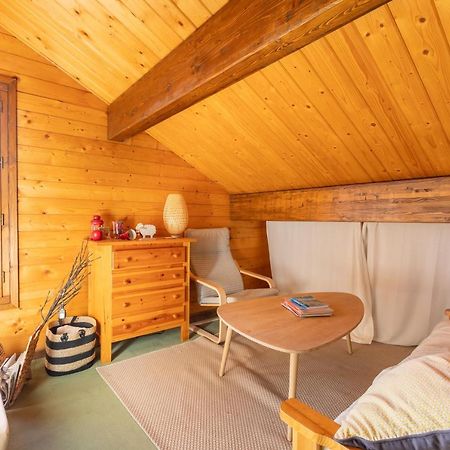 Chalet Les Tilleuls - Jolie Vue Montagne Et Lac Лез-Англь Экстерьер фото